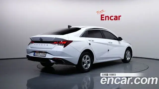 Hyundai Avante 2021 — Фото 2/20