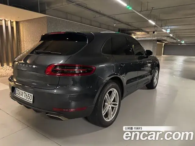 Porsche Macan 2018 — Фото 6/13