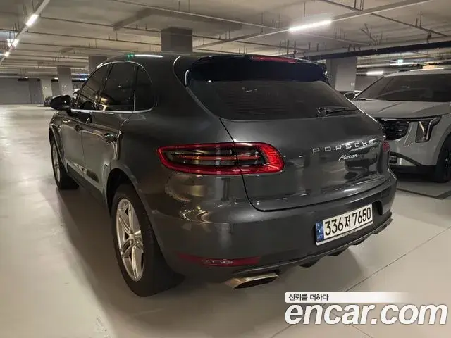 Porsche Macan 2018 — Фото 7/13