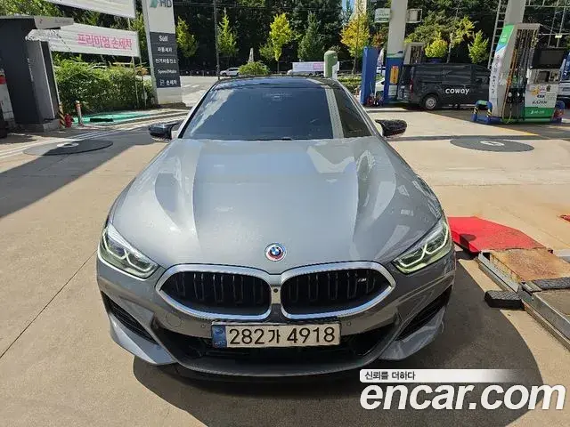 BMW 8 Series 2022 — Фото 6/20