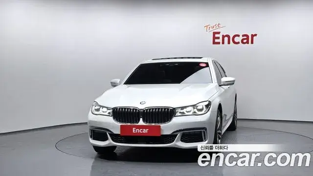 BMW 7 Series 2018 — Фото 3/20