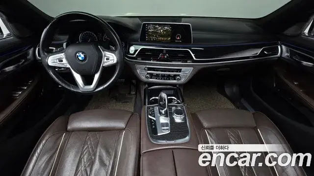 BMW 7 Series 2018 — Фото 7/20