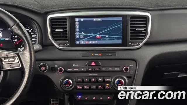 Kia Sportage The Bold 2021 — ფოტო 14/20