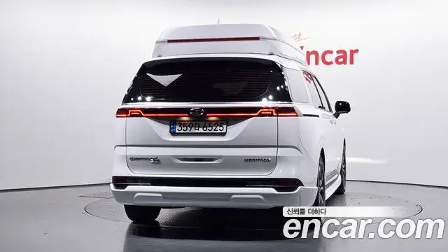 Kia Carnival 2021 — Фото 4/20