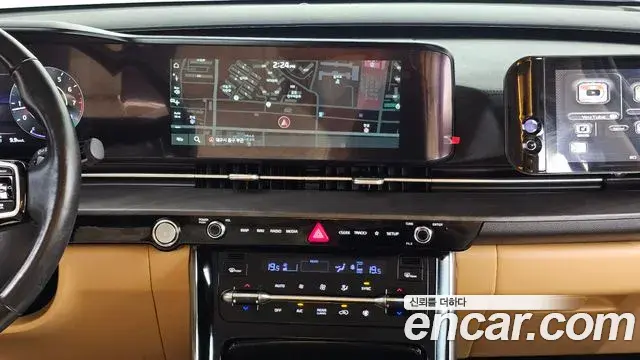 Kia Carnival 2021 — Фото 15/20