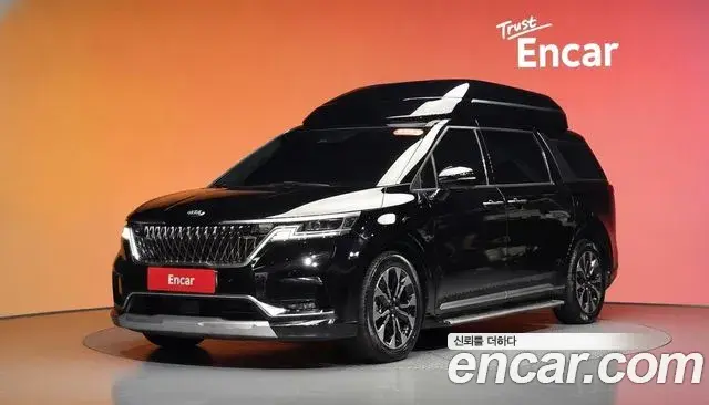 Kia Carnival 2021 — Фото 1/20