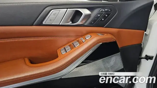 BMW X7 2019 — Фото 15/20
