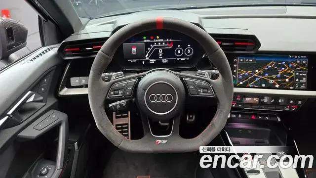 Audi A3 2023 — Фото 13/20