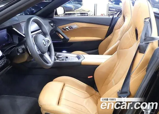 BMW Z4 2025 — Фото 9/20