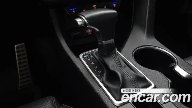 Kia Sportage The Bold 2018 — Фото 9/20
