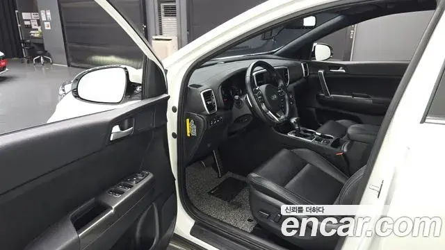 Kia Sportage The Bold 2018 — Фото 10/20