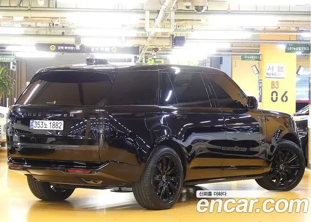 Land Rover Range Rover 2024 — Фото 1/20