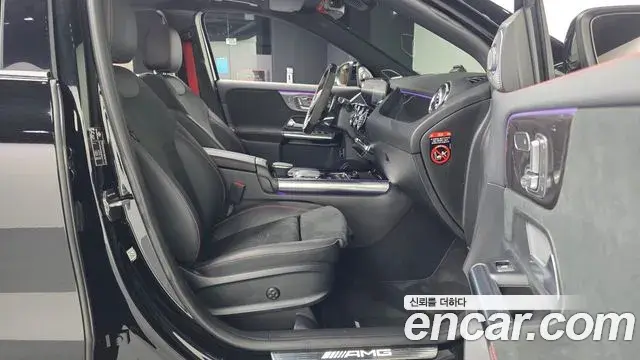 Mercedes-Benz GLA-Class 2021 — Фото 11/20