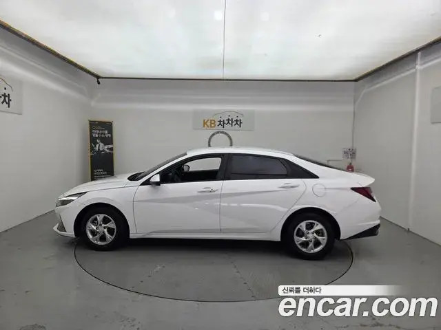 Hyundai Avante 2022 — Фото 2/20