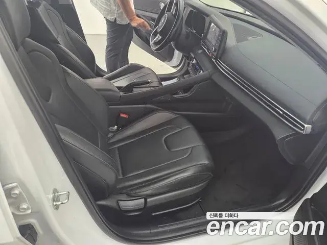 Hyundai Avante 2022 — Фото 17/20