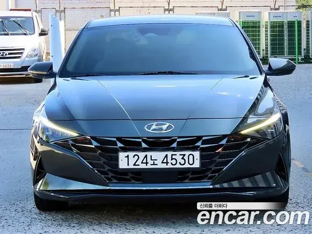 Hyundai Avante 2021 — Фото 1/20