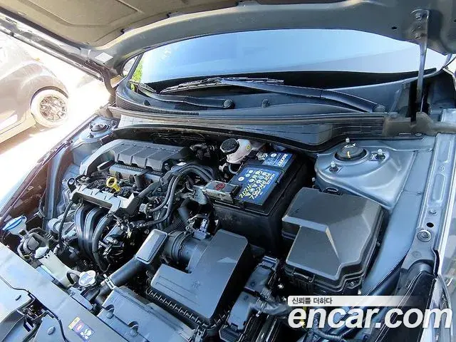 Hyundai Avante 2021 — Фото 19/20