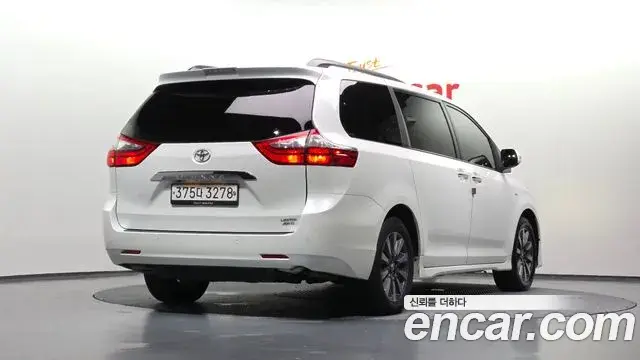 Toyota Sienna 2020 — Şəkil 4/20