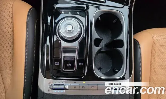 Kia Carnival 2022 — Фото 13/18