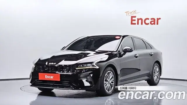 Kia K5 2022 — Şəkil 26/31