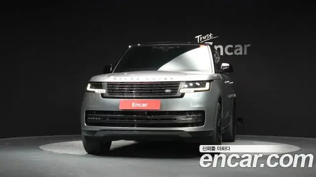 Land Rover Range Rover 2024 — Фото 2/20