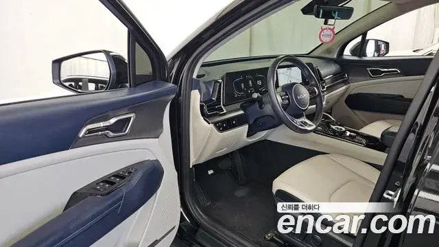 Kia Sportage 2023 — Photo 9/34