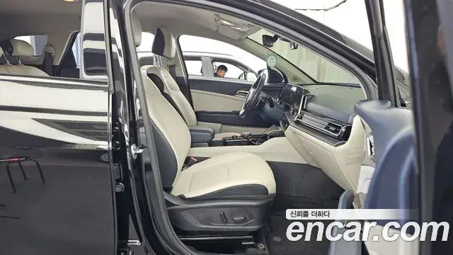 Kia Sportage 2023 — Photo 18/34