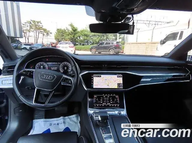 Audi A7 2020 — Фото 6/20