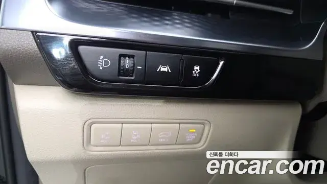 Kia Carnival 2021 — Фото 20/20