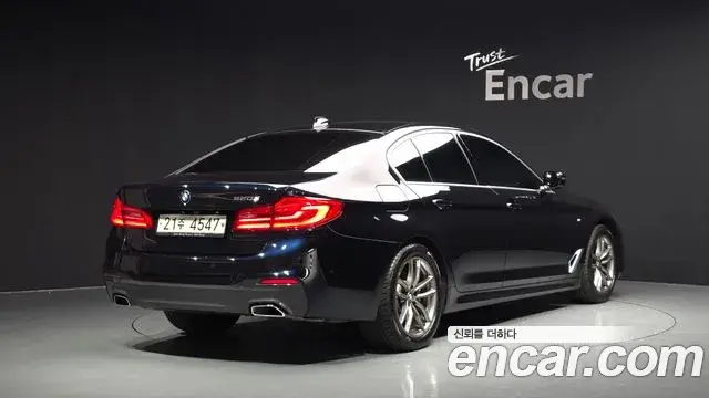 BMW 5 Series 2019 — Фото 2/20