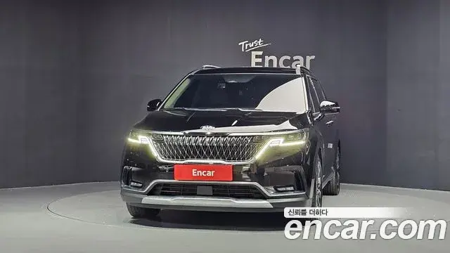 Kia Carnival 2021 — Фото 3/20