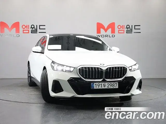 BMW 5 Series 2026 — Şəkil 1/19