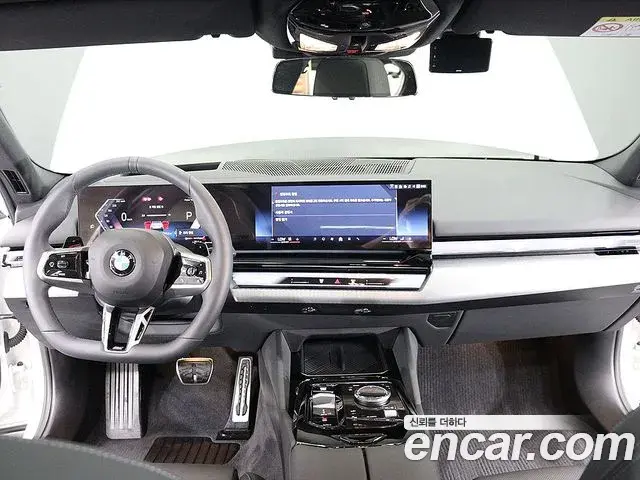 BMW 5 Series 2026 — Şəkil 12/19