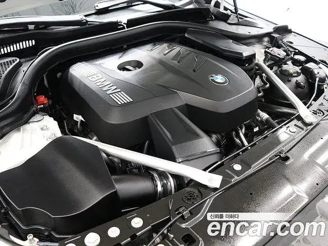 BMW 5 Series 2026 — Şəkil 18/19