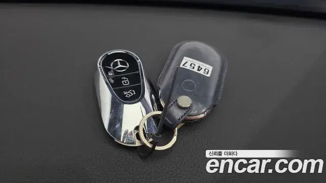 Mercedes-Benz S-Class 2022 — Фото 15/20