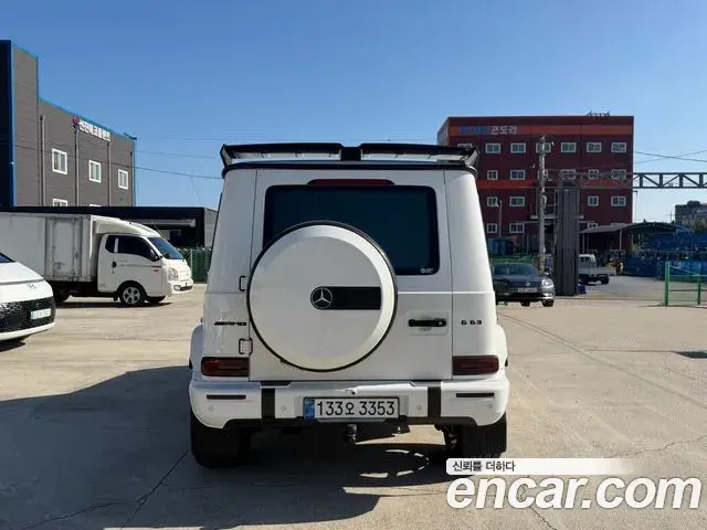 Mercedes-Benz G-Class 2025 — Фото 9/17