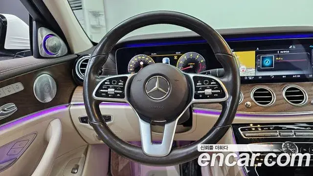 Mercedes-Benz E-Class 2020 — Фото 13/20