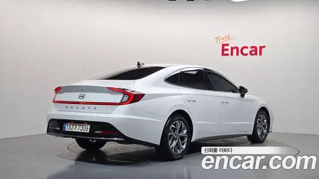 Hyundai Sonata 2022 — Фото 2/20