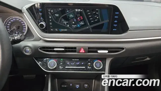 Hyundai Sonata 2022 — Фото 13/20