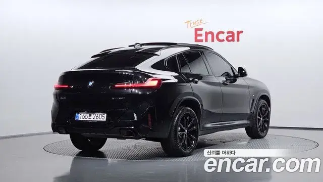 BMW X4 2025 — Фото 2/20