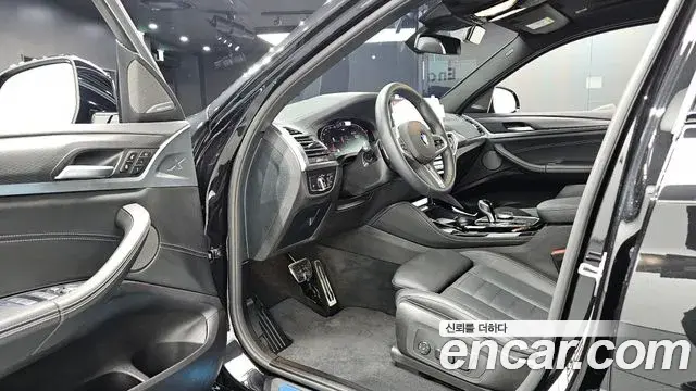 BMW X4 2025 — Фото 10/20