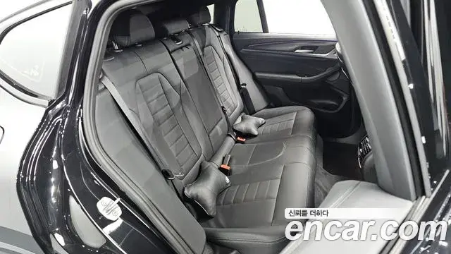 BMW X4 2025 — Фото 11/20