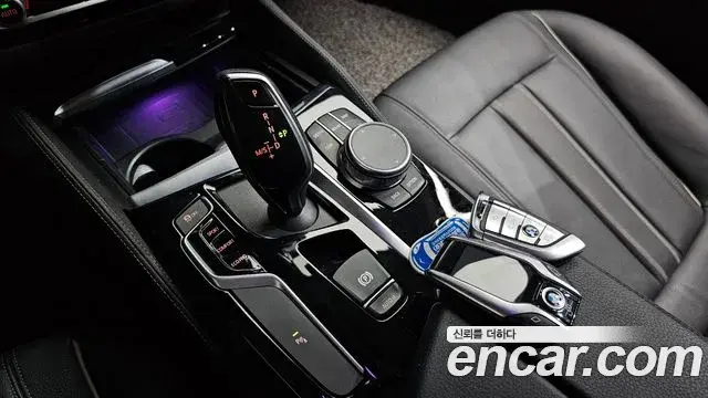 BMW 5 Series 2020 — Фото 9/20