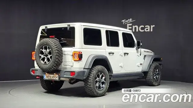 Jeep Wrangler 2019 — Фото 2/20