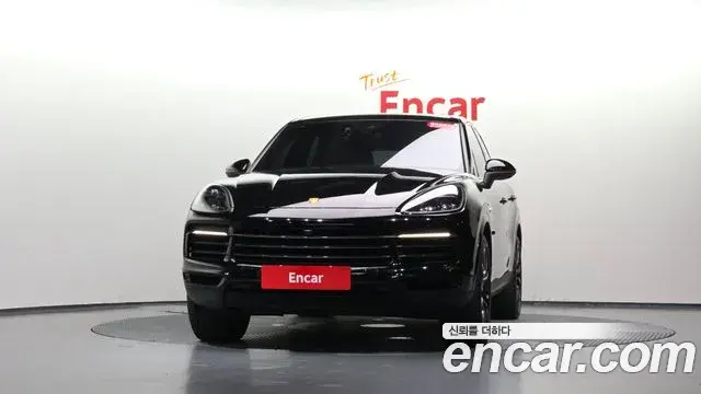 Porsche Cayenne 2020 — Фото 3/20