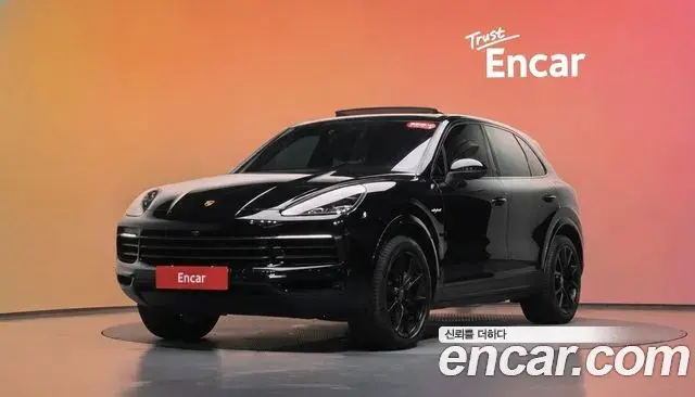 Porsche Cayenne 2020 — Фото 1/20