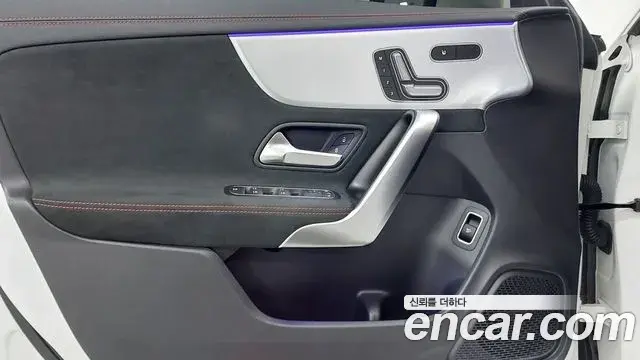 Mercedes-Benz CLA-Class 2020 — Фото 15/20