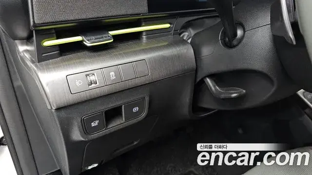 Hyundai Kona 2023 — Фото 16/20