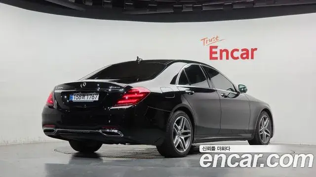 Mercedes-Benz S-Class 2020 — Фото 2/20