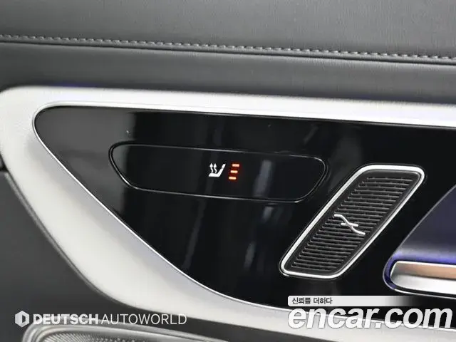 Mercedes-Benz GLC-Class 2024 — Фото 16/20